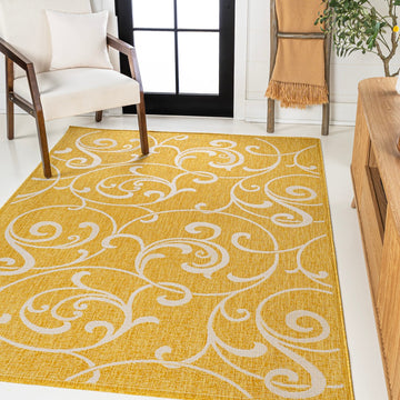 Maribel Traditional Classic All-Over Scroll Area Rug